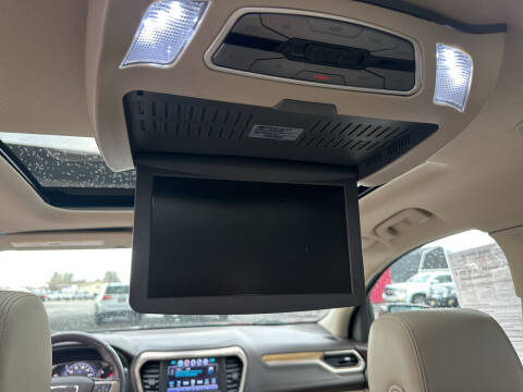 2017 GMC Acadia Denali