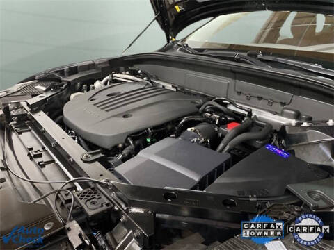 2025 Volvo XC60 B5 Plus Dark Theme