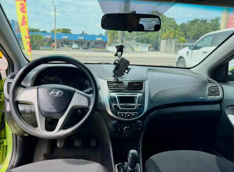 2014 Hyundai Accent GS