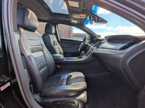 2017 Ford Taurus SHO