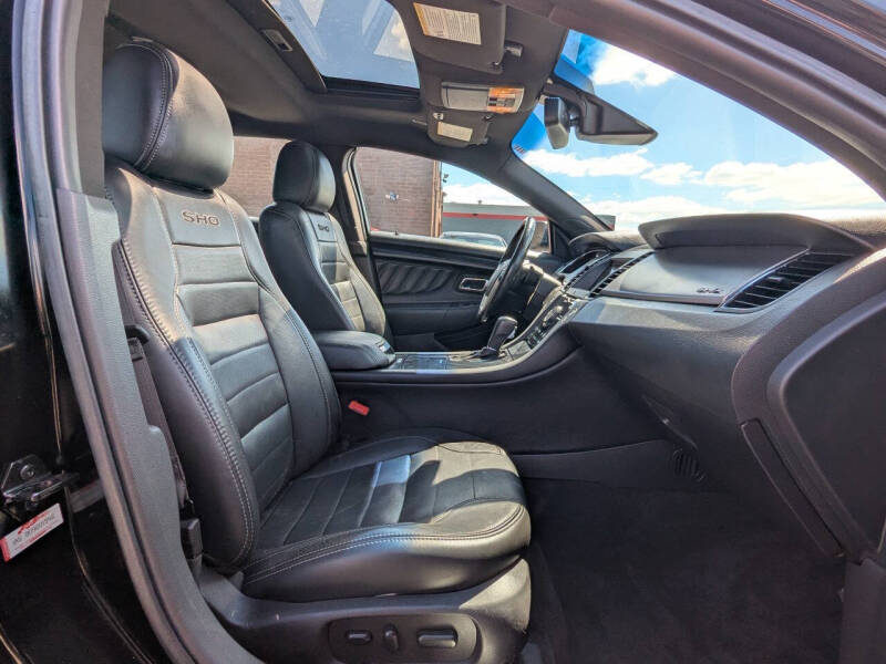 2017 Ford Taurus SHO