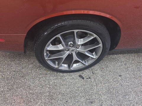 2021 Dodge Challenger SXT