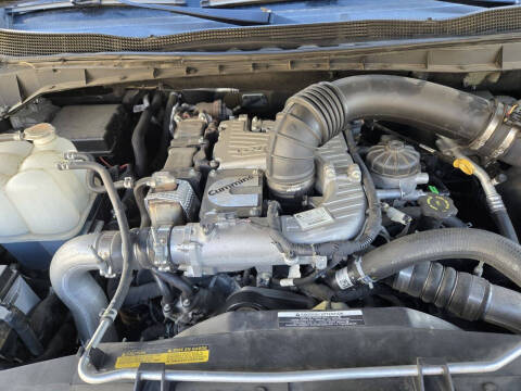 2017 Nissan Titan XD SV