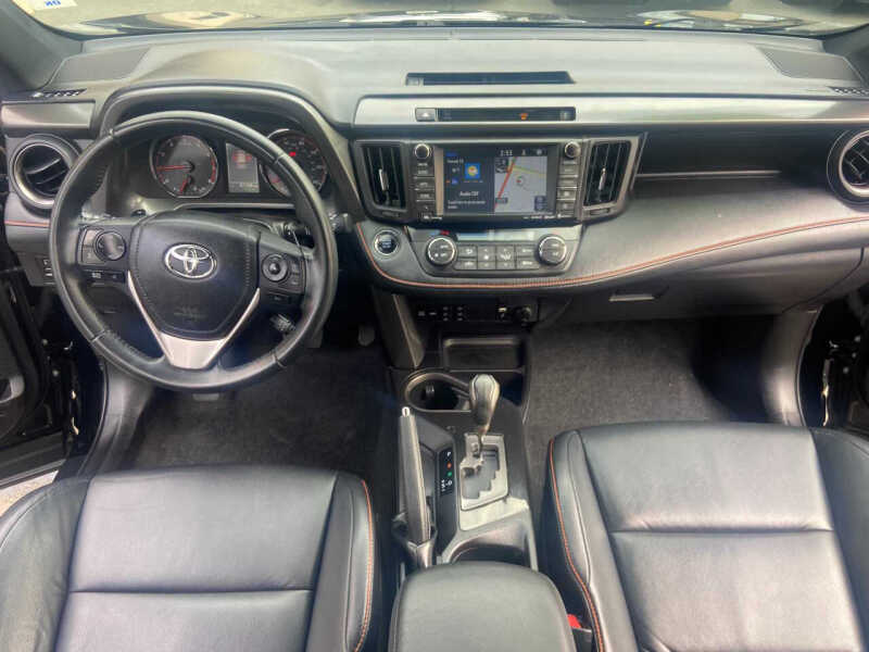 2016 Toyota RAV4 SE