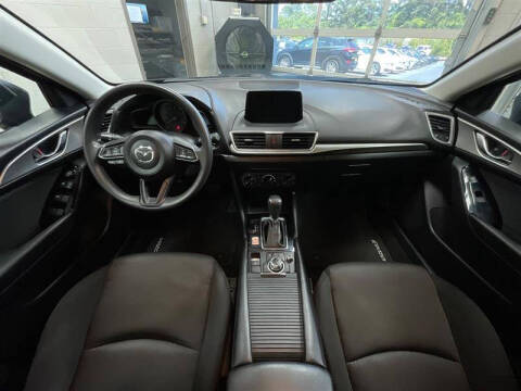 2018 Mazda MAZDA3 Sport