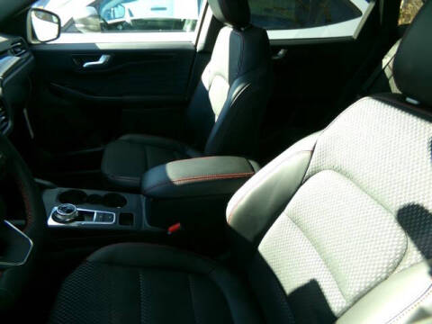 2026 Ford Escape Hybrid ST-Line Select