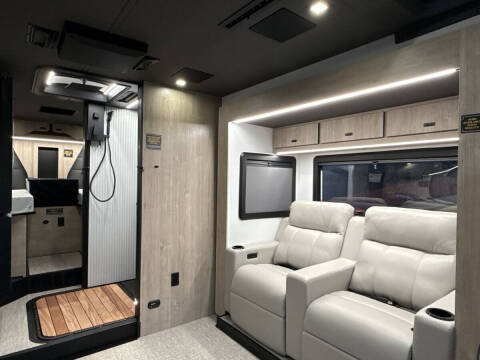 2025 Mercedes-Benz Sprinter 4500