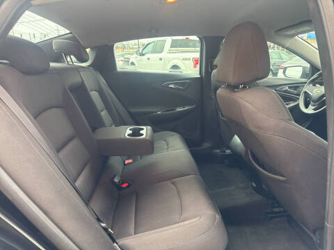 2018 Chevrolet Malibu LS