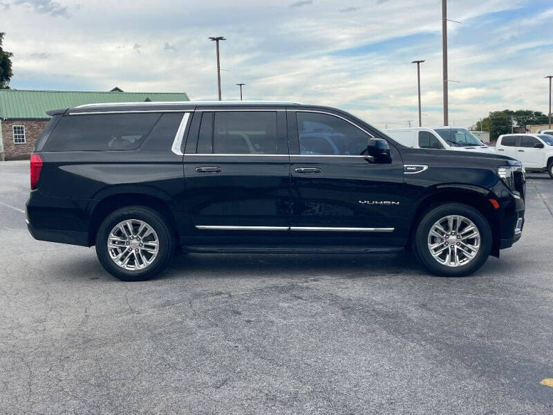 2022 GMC Yukon XL SLT