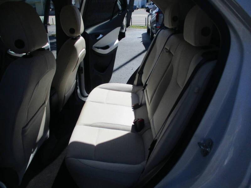 2020 Buick Encore GX Select