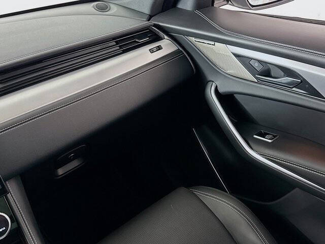 2024 Jaguar F-PACE P250 R-Dynamic S