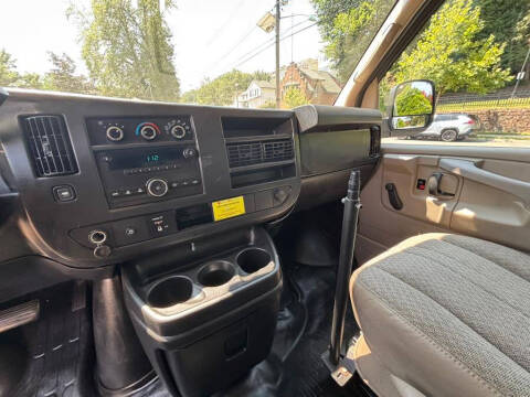 2011 Chevrolet Express 2500