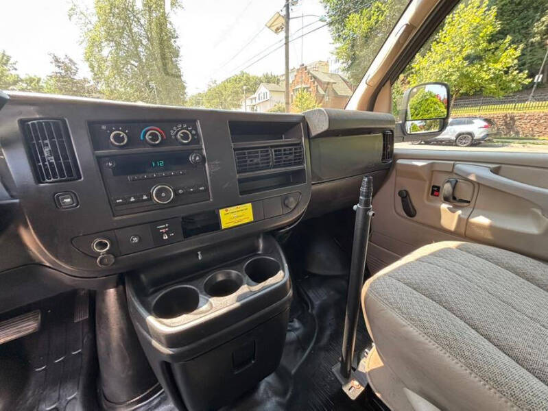 2011 Chevrolet Express 2500