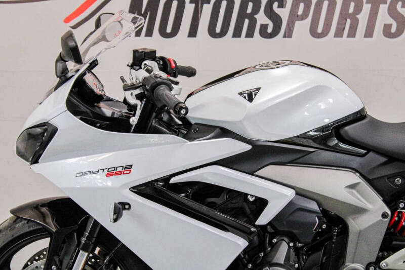 2025 Triumph Daytona 660