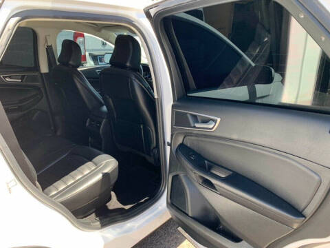 2022 Ford Edge SEL