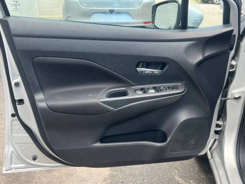 2021 Nissan Versa SV