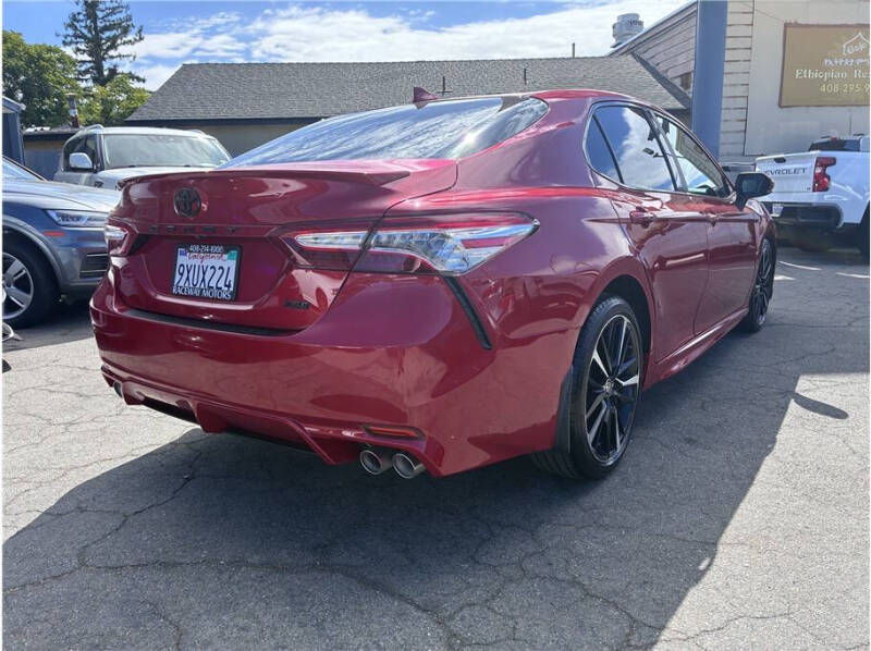 2020 Toyota Camry XSE