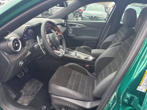 2025 Alfa Romeo Tonale Intensa
