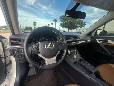 2015 Lexus CT 200h