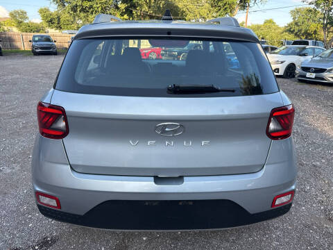2021 Hyundai Venue SEL