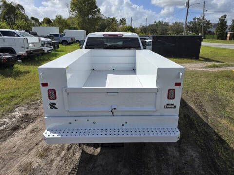 2024 GMC Sierra 2500HD Pro