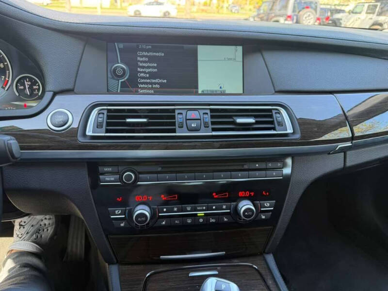 2012 BMW 7 Series 750i