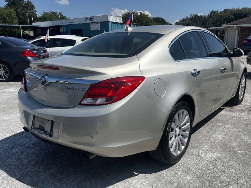 2013 Buick Regal Premium 1