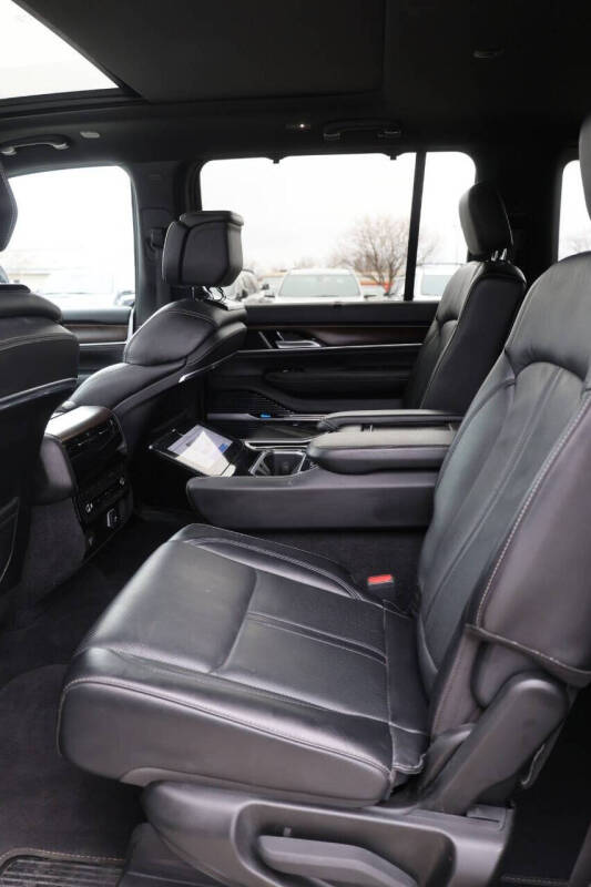 2022 Jeep Grand Wagoneer Series I