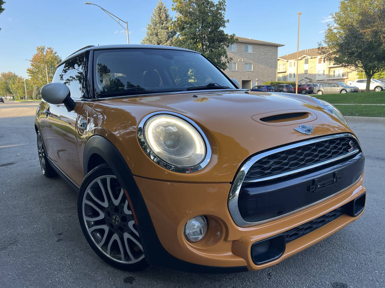 2018 MINI Hardtop 2 Door Cooper S 2dr Hatchback's photo