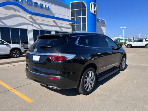 2022 Buick Enclave Premium