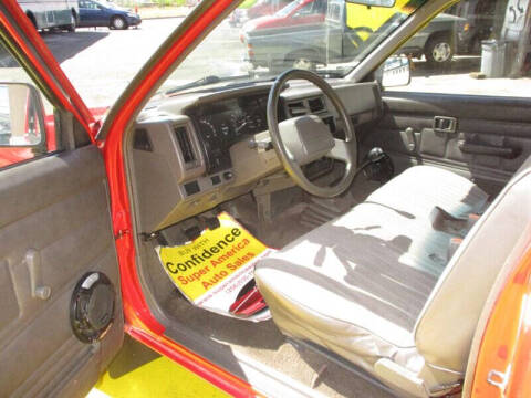 1990 Nissan Truck