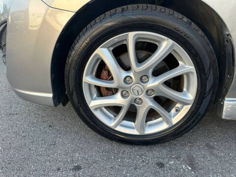 2012 Mazda MAZDA5 Touring