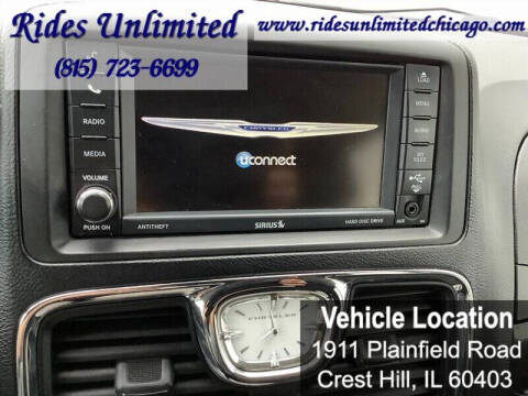 2012 Chrysler Town and Country Touring