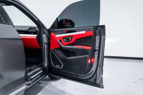 2021 Lamborghini Urus