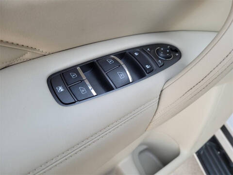 2022 Infiniti QX80 Sensory