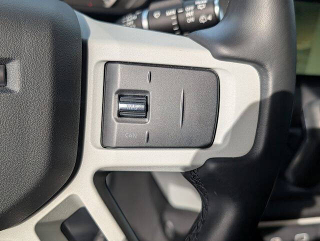 2023 Land Rover Defender 90 X-Dynamic SE