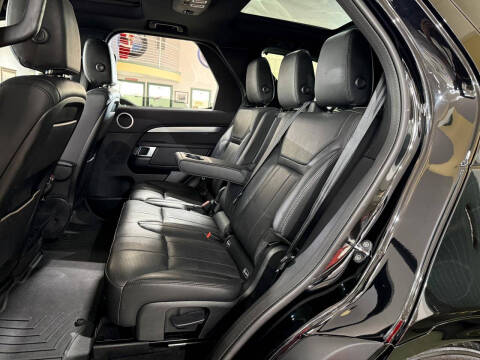 2020 Land Rover Discovery Landmark Edition