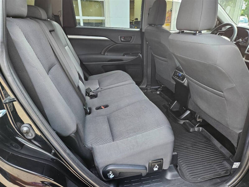 2019 Toyota Highlander LE Plus