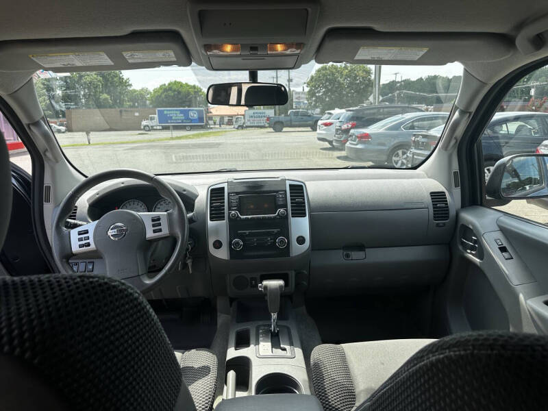 2016 Nissan Frontier Desert Runner