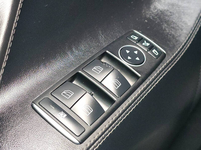 2016 Tesla Model S 70