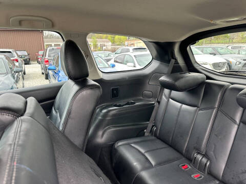 2015 Nissan Pathfinder SL