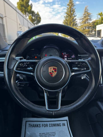 2015 Porsche Macan S