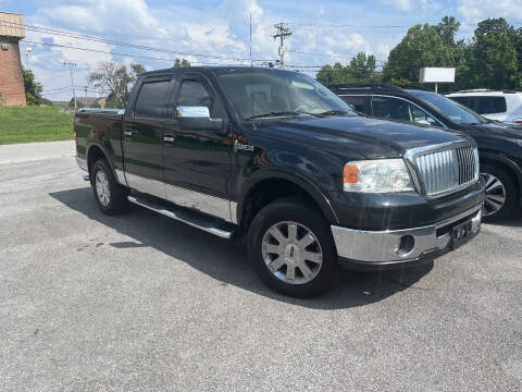 2006 Lincoln Mark LT Base Photo