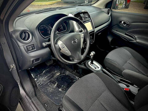 2018 Nissan Versa