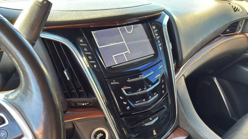 2015 Cadillac Escalade Premium