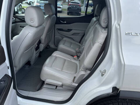 2017 GMC Acadia SLT-1