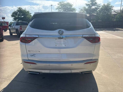 2023 Buick Enclave Premium