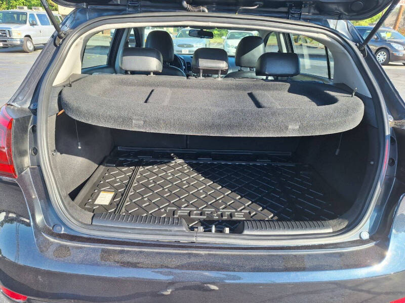 2017 Kia Forte5 EX