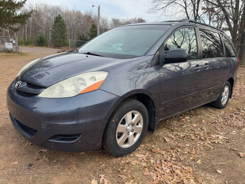 2007 Toyota Sienna for sale at H & G Auto in Pine City MN