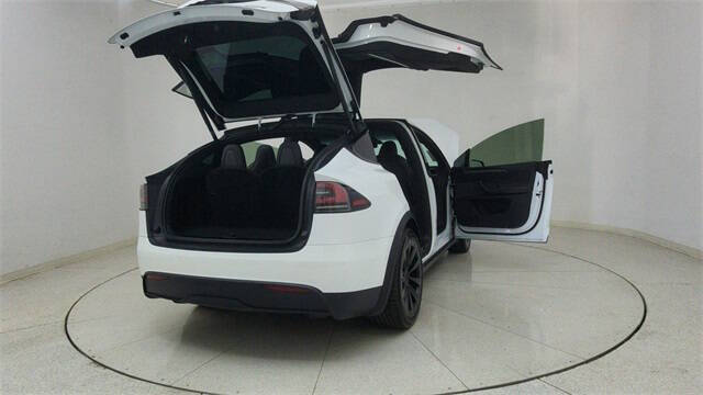 2022 Tesla Model X Plaid